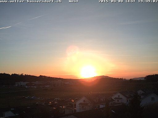 Bild - Sonnenuntergang in Bassersdorf